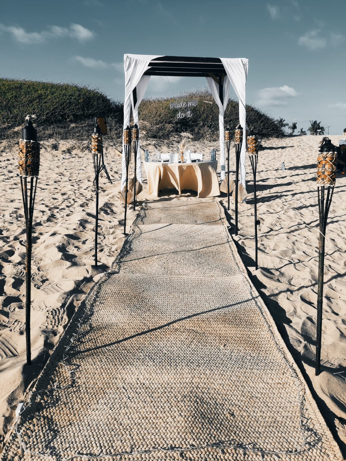 CENA ROMÁNTICA CON PÉRGOLA